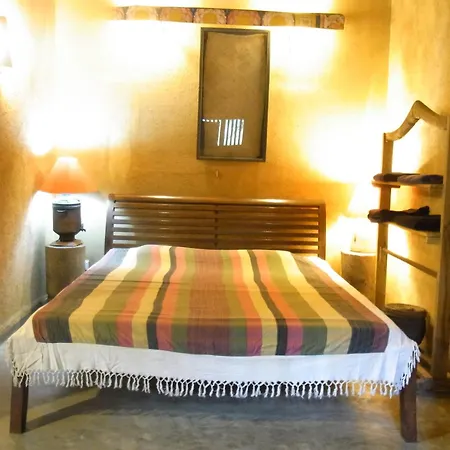 The Kandy Samadhicentre Narampanawa Room photo