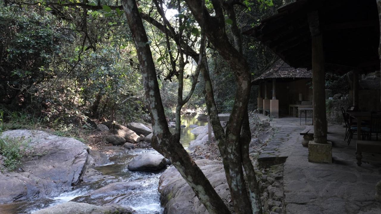 Resort The Kandy Samadhicentre