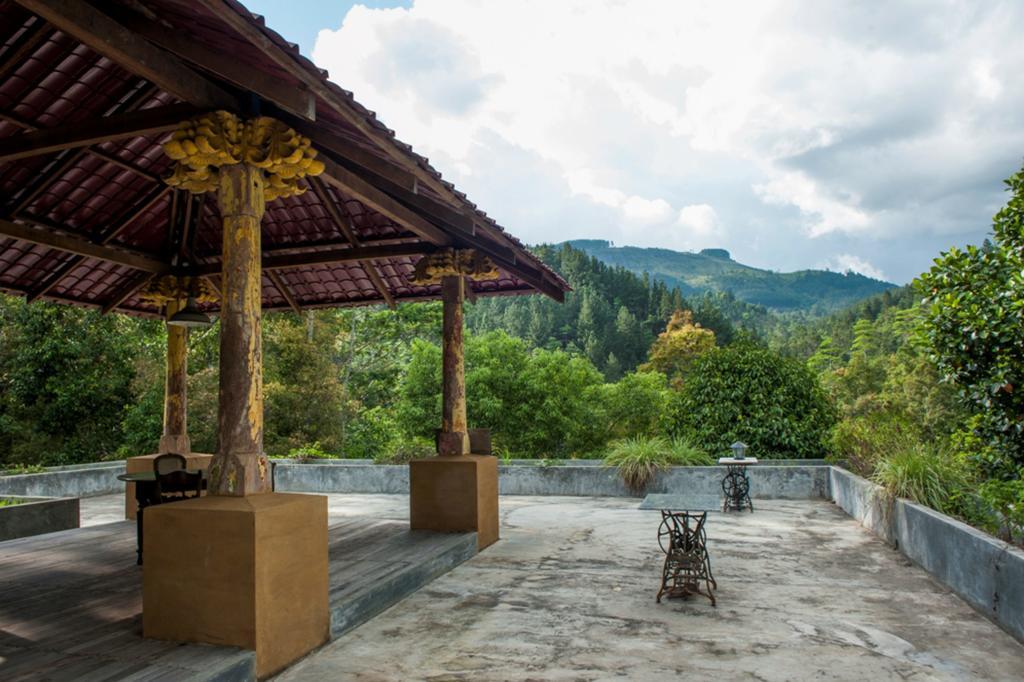 The Kandy Samadhicentre Resort
